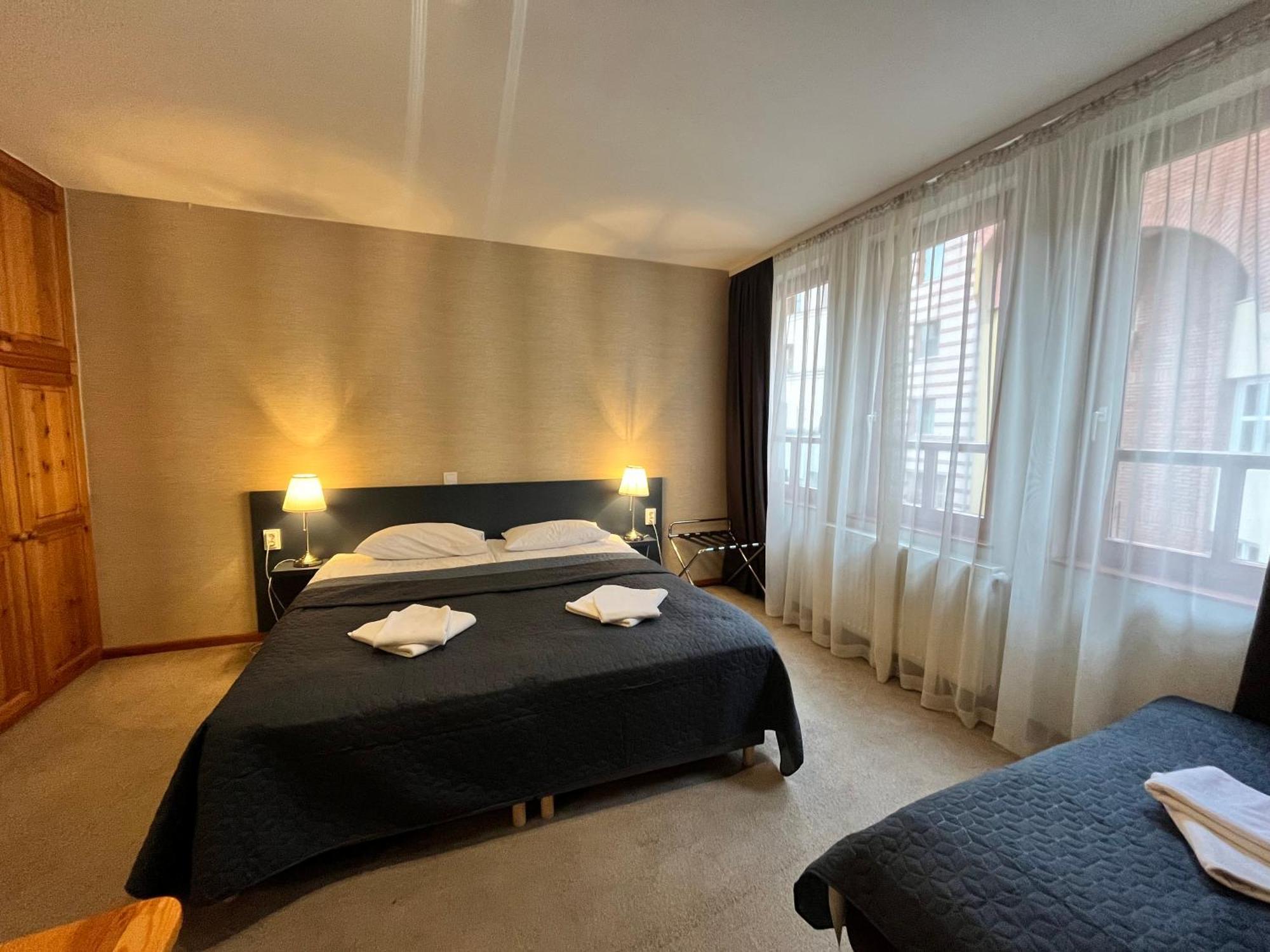Corvin Hotel Budapest Residence ภายนอก รูปภาพ