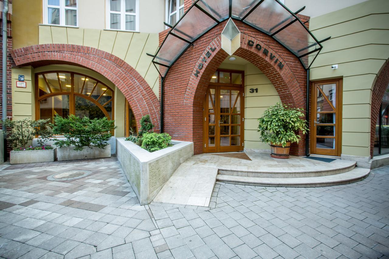 Corvin Hotel Budapest Residence ภายนอก รูปภาพ
